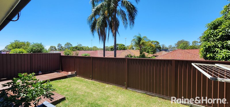 Photo - 6/23 Second Avenue, Macquarie Fields NSW 2564 - Image 8