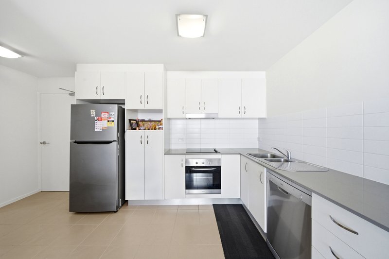 Photo - 62/3 Young Street, Crestwood NSW 2620 - Image 9