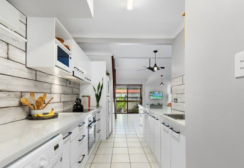 Photo - 6/24 Jensen Street, Manoora QLD 4870 - Image 4