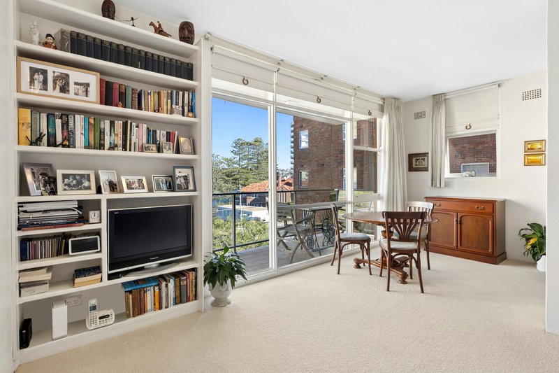 Photo - 6/24 The Crescent, Manly NSW 2095 - Image 3