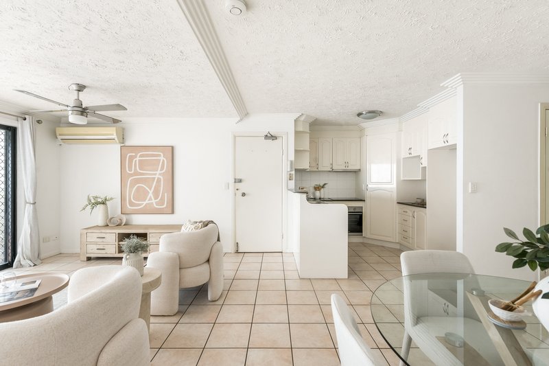 Photo - 6/240 Wellington Road, Kangaroo Point QLD 4169 - Image 2