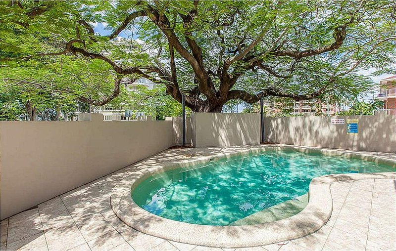Photo - 6/240 Wellington Road, Kangaroo Point QLD 4169 - Image 13