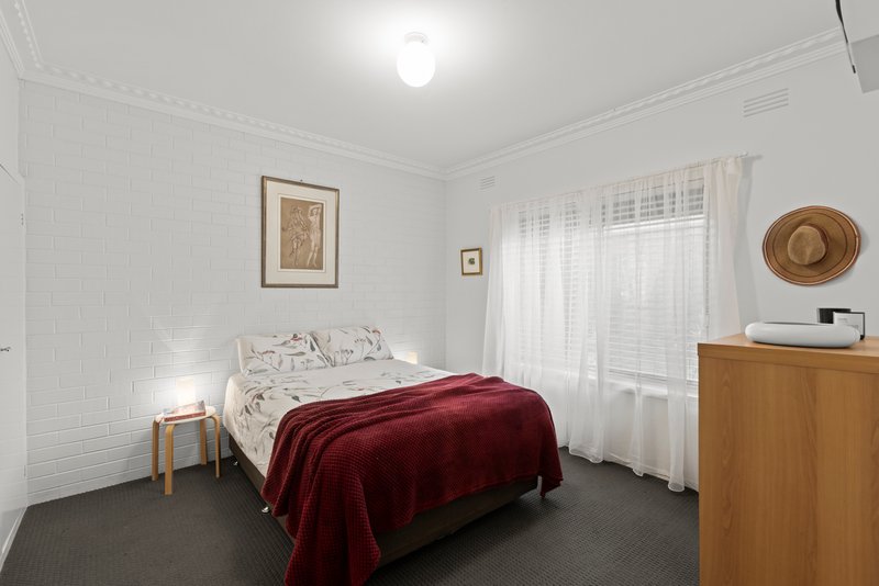 Photo - 6/247-249 Church Street, Herne Hill VIC 3218 - Image 6