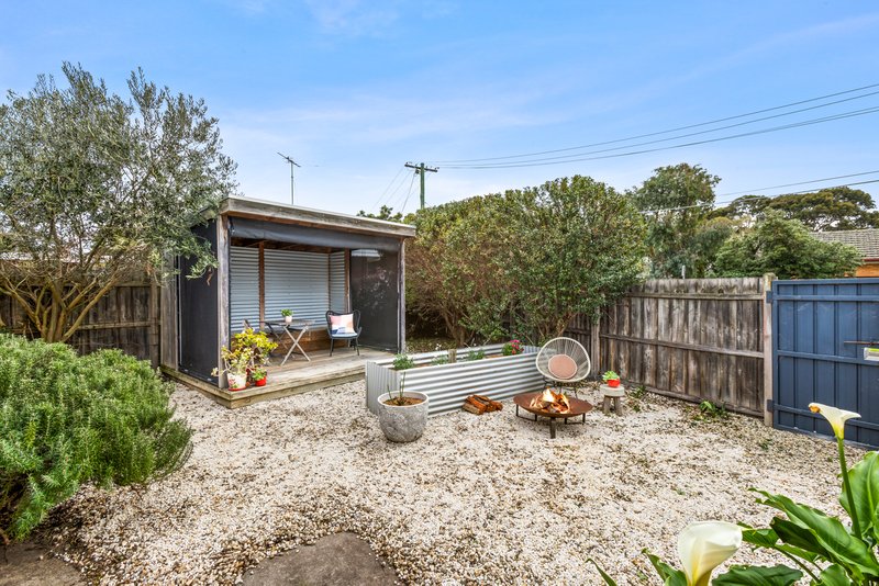 Photo - 6/247-249 Church Street, Herne Hill VIC 3218 - Image 8