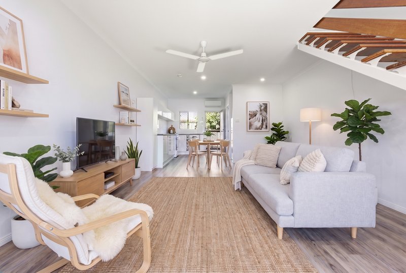 Photo - 6/25-27 Fairweather Street, Yorkeys Knob QLD 4878 - Image 1