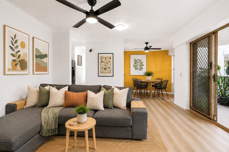 Photo - 6/25 Brighton Street, Biggera Waters QLD 4216 - Image 4