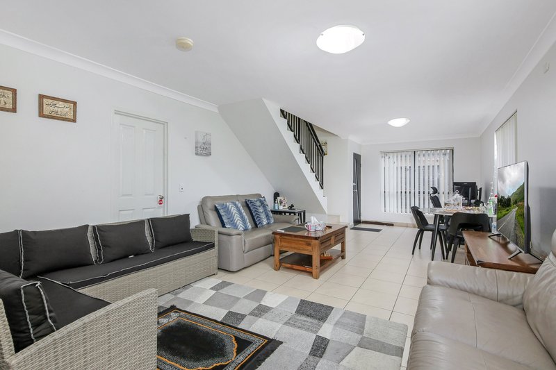 6/25 Brunker Road, Yagoona NSW 2199