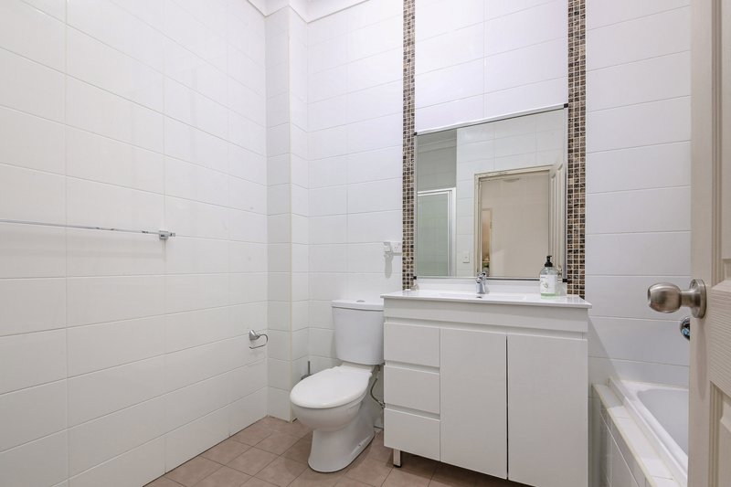 Photo - 6/25 Brunker Road, Yagoona NSW 2199 - Image 5