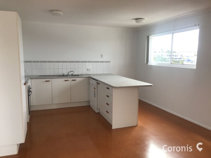 Photo - 6/25 Saltair Street, Kings Beach QLD 4551 - Image 6