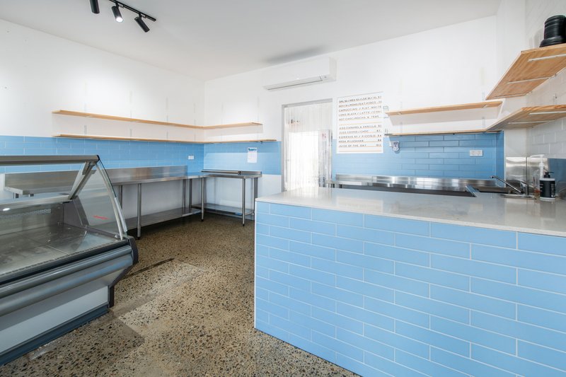 Photo - 6/2527 Gold Coast Highway, Mermaid Beach QLD 4218 - Image 3