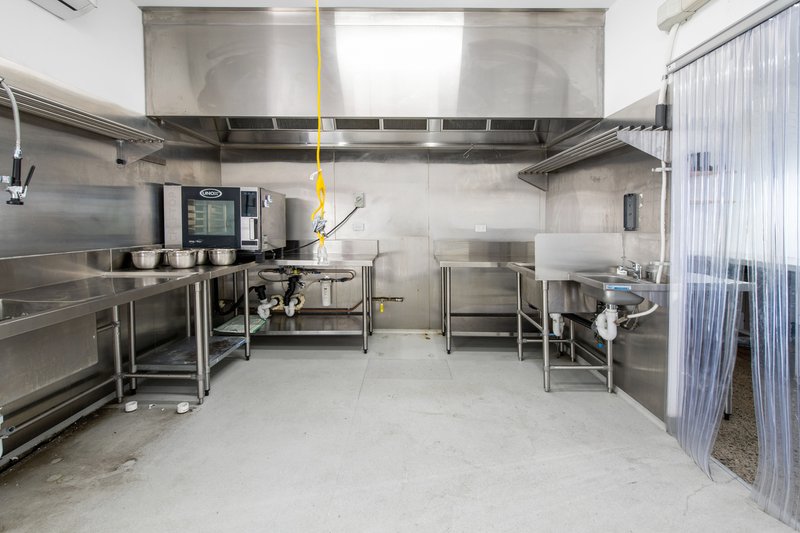 Photo - 6/2527 Gold Coast Highway, Mermaid Beach QLD 4218 - Image 5