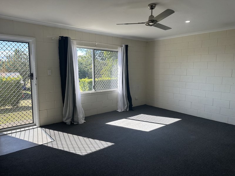 Photo - 6/254 Redbank Plains Road, Bellbird Park QLD 4300 - Image 6