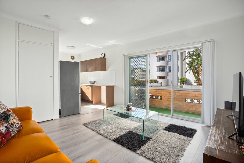 Photo - 6/26 Keira Street, Wollongong NSW 2500 - Image 3