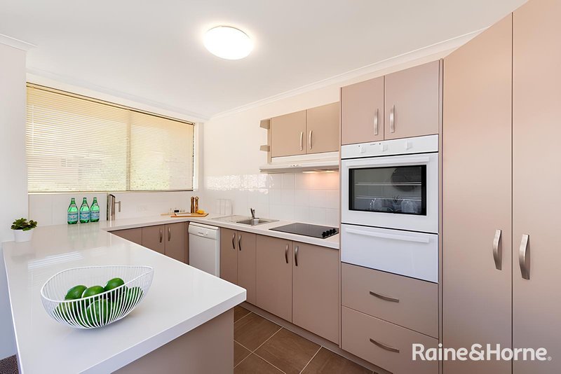 Photo - 6/26 Lima Street, Auchenflower QLD 4066 - Image 4