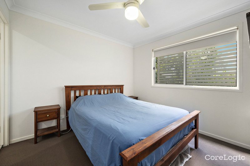 Photo - 6/26 Nightingale Drive, Lawnton QLD 4501 - Image 7