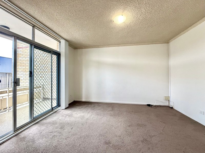 Photo - 6/26 Rowe Street, Eastwood NSW 2122 - Image 2