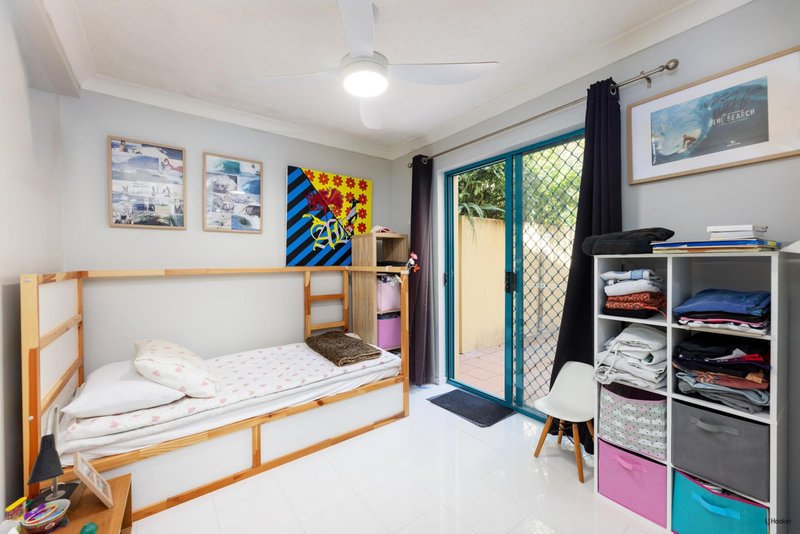 Photo - 6/27-29 Dutton Street, Coolangatta QLD 4225 - Image 11