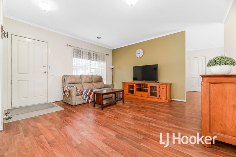 Photo - 6/27-29 Rogers Street, Pakenham VIC 3810 - Image 4