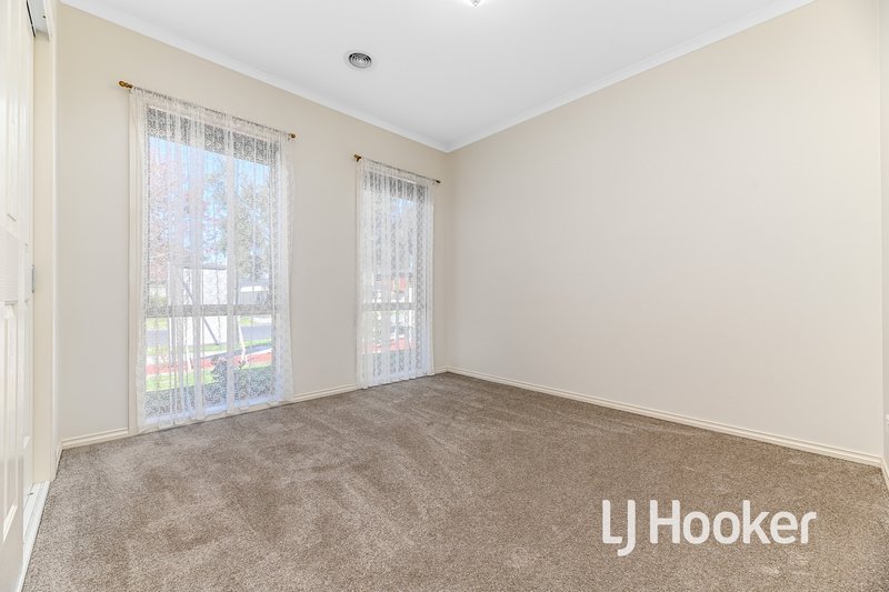 Photo - 6/27-29 Rogers Street, Pakenham VIC 3810 - Image 12