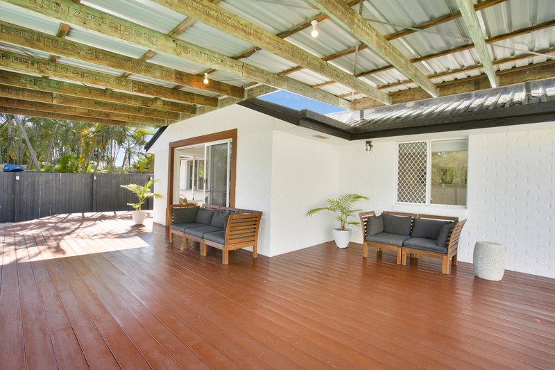 Photo - 627 David Low Way, Pacific Paradise QLD 4564 - Image 17