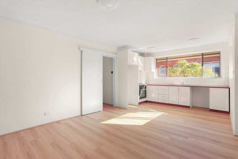 Photo - 6/28 Bay Road, Russell Lea NSW 2046 - Image 2