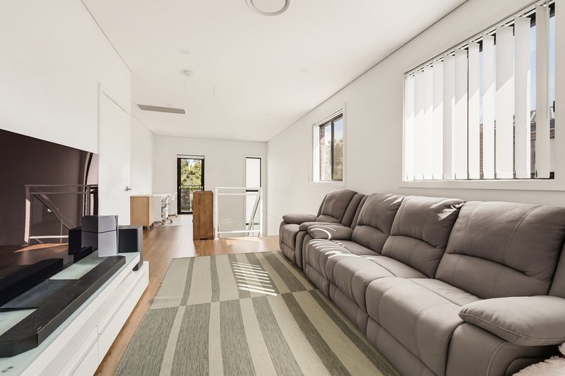 Photo - 6/28 Eldon Street, Riverwood NSW 2210 - Image 3