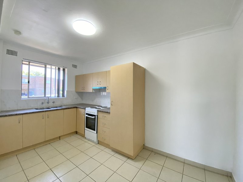 Photo - 6/28 Flora Street, Roselands NSW 2196 - Image 3