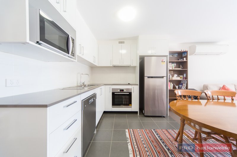 Photo - 6/28 Mort Street, Braddon ACT 2612 - Image 7