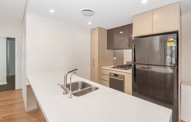 Photo - 628/32 Civic Way, Rouse Hill NSW 2155 - Image 3