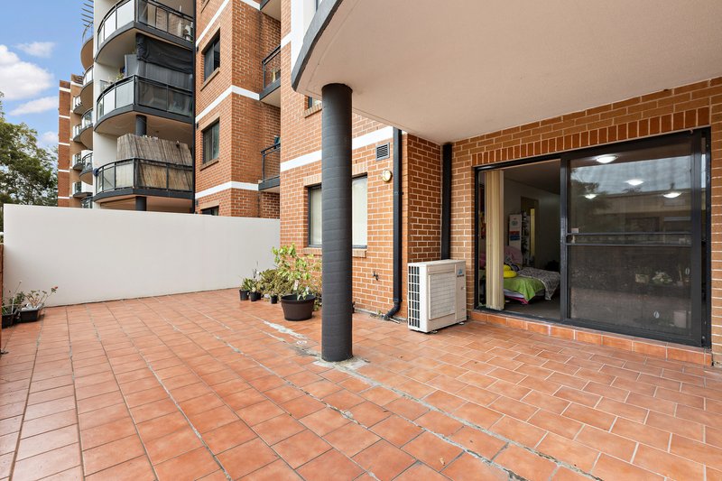 Photo - 6/29-33 Kildare Road, Blacktown NSW 2148 - Image 6