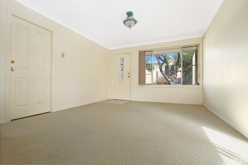 Photo - 6/29-33 Osborne Street, Wollongong NSW 2500 - Image 2