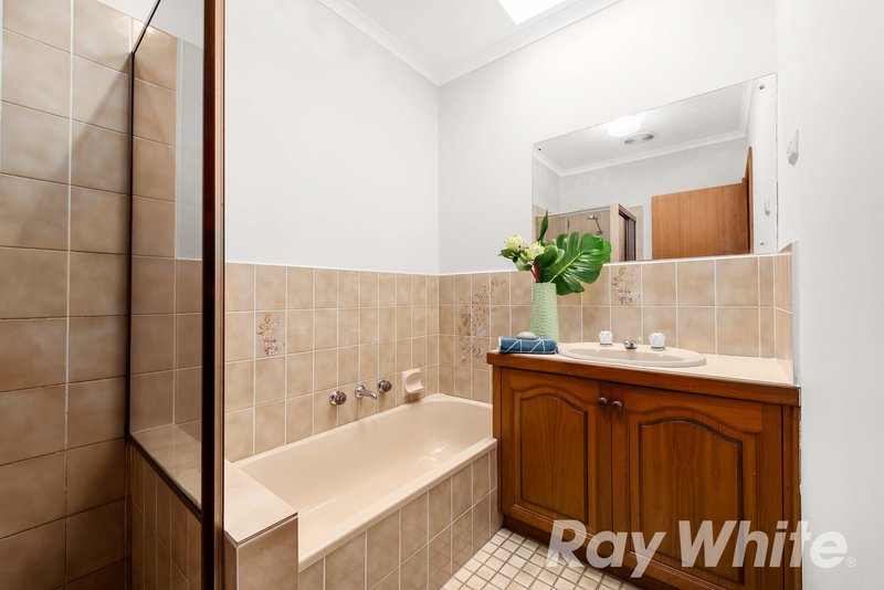 Photo - 6/29 Blackburn Road, Blackburn VIC 3130 - Image 5