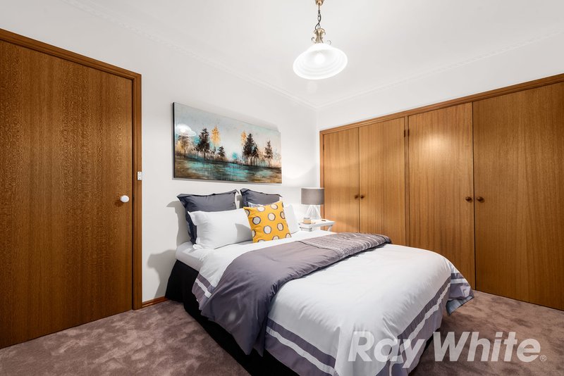 Photo - 6/29 Blackburn Road, Blackburn VIC 3130 - Image 6