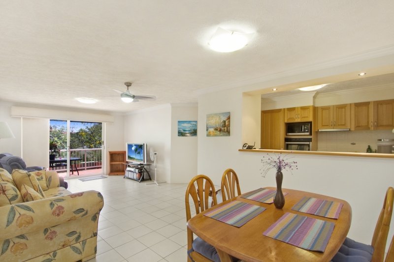 Photo - 6/29 Dixon Street, Coolangatta QLD 4225 - Image 5