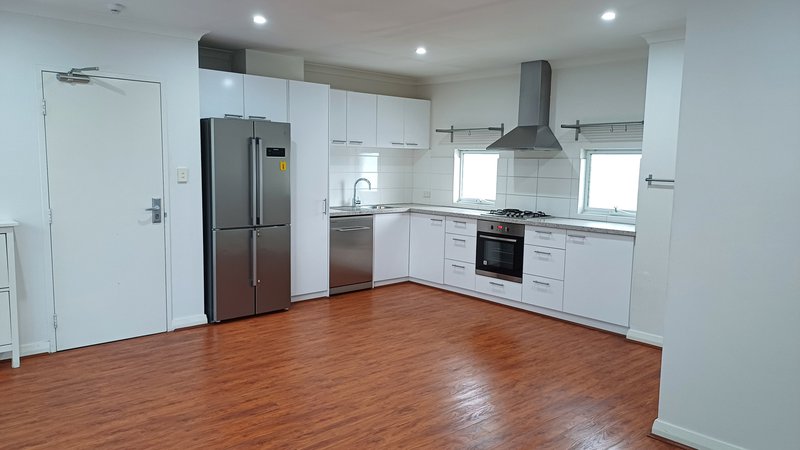 Photo - 6/29 Frederic Street, Midland WA 6056 - Image 2