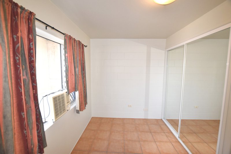 Photo - 6/29 Off Street, Gladstone Central QLD 4680 - Image 5