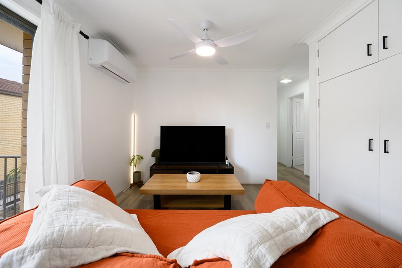 Photo - 6/29 White Street, Southport QLD 4215 - Image 3