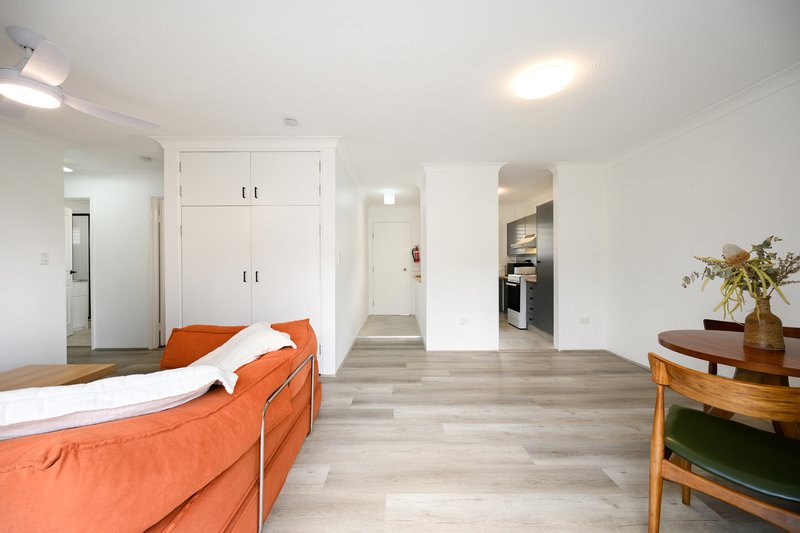 Photo - 6/29 White Street, Southport QLD 4215 - Image 4