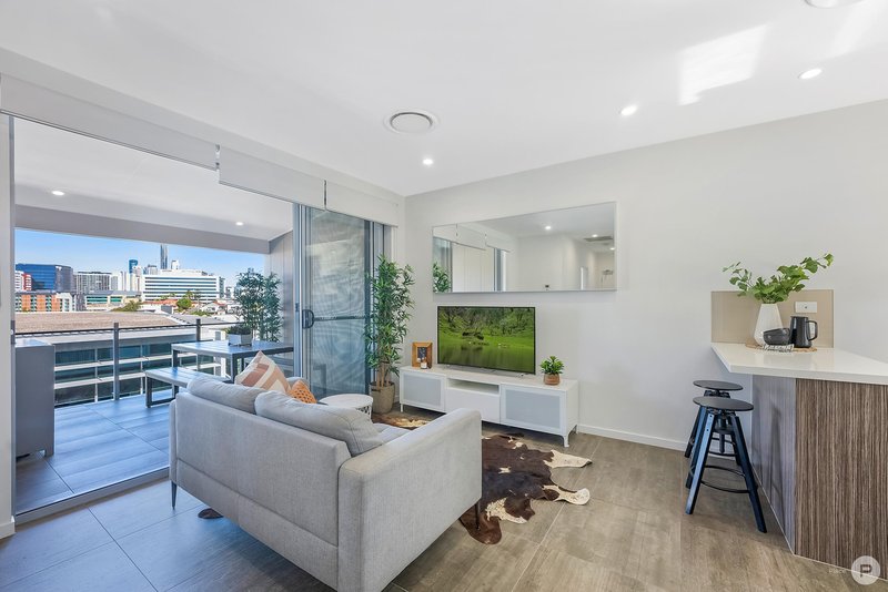 Photo - 6/2A Dukinfield Street, Bowen Hills QLD 4006 - Image 3