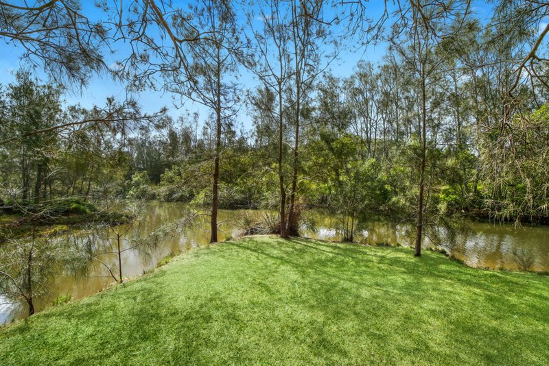 Photo - 62a Emora Ave , Davistown NSW 2251 - Image 14