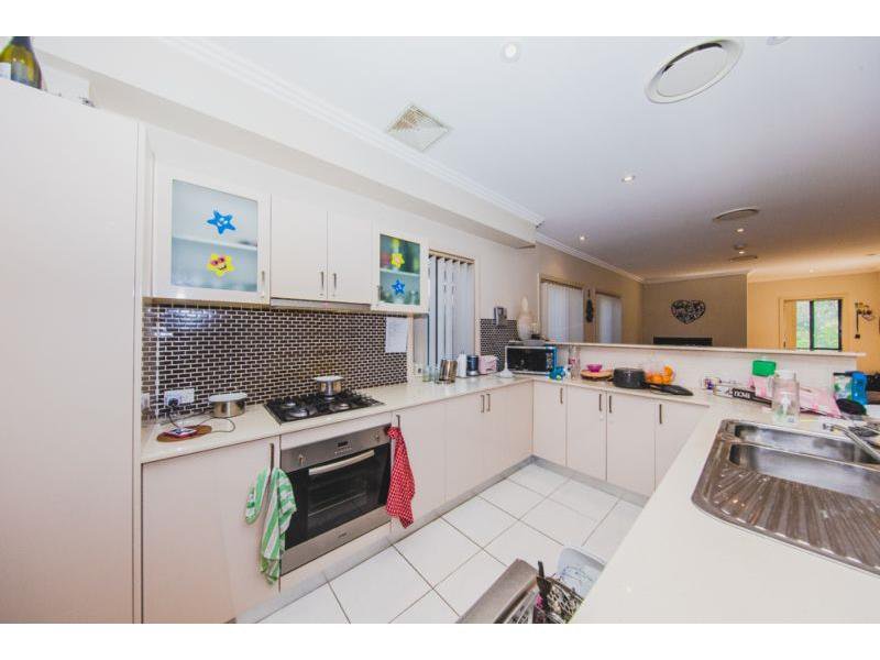 Photo - 62A Hammers Road, Northmead NSW 2152 - Image 4