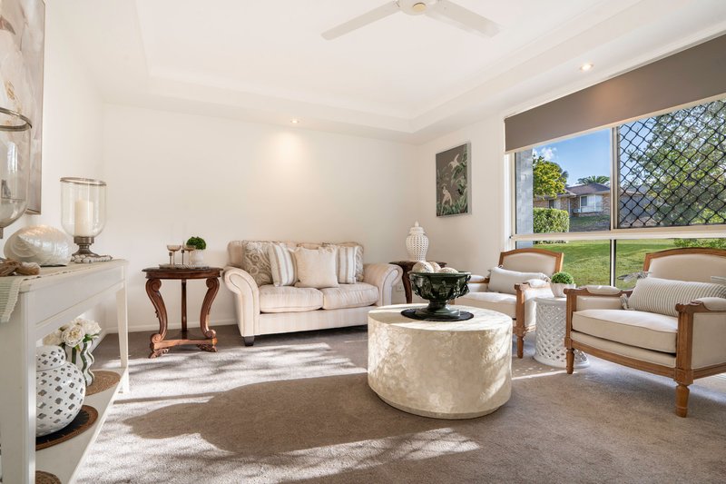 Photo - 62A Lagoon Crescent, Bellbowrie QLD 4070 - Image 3