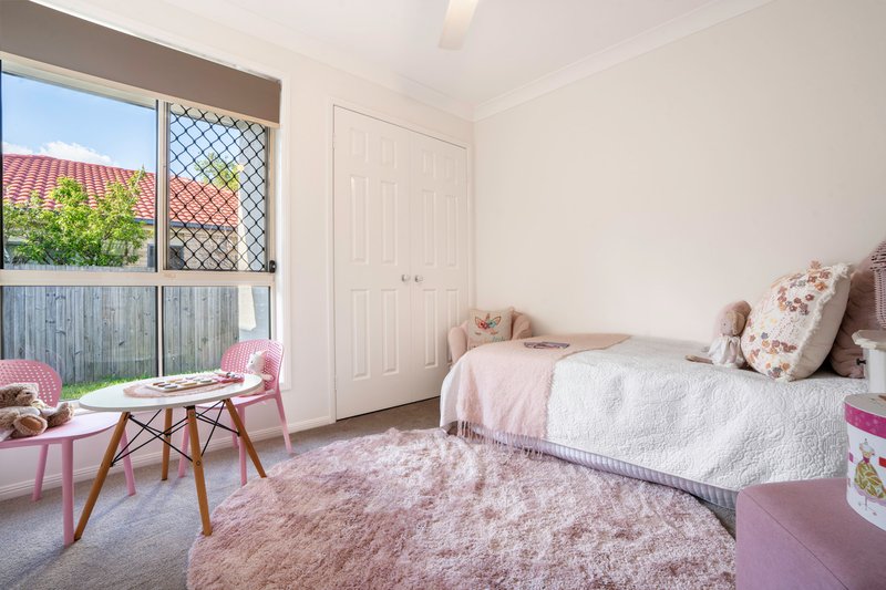 Photo - 62A Lagoon Crescent, Bellbowrie QLD 4070 - Image 16