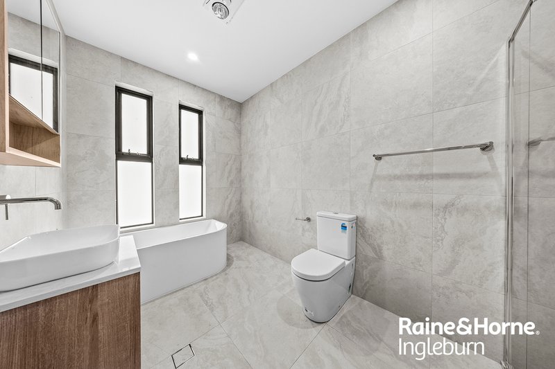 Photo - 62B Belmont Road, Glenfield NSW 2167 - Image 5