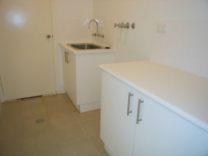 Photo - 62B Matina Street, Narrabundah ACT 2604 - Image 5