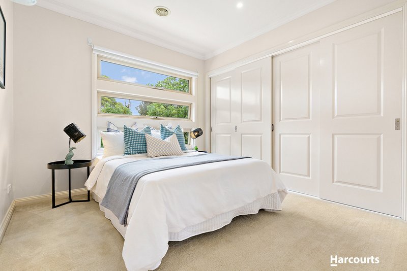 Photo - 62C Pepperell Avenue, Glen Waverley VIC 3150 - Image 6