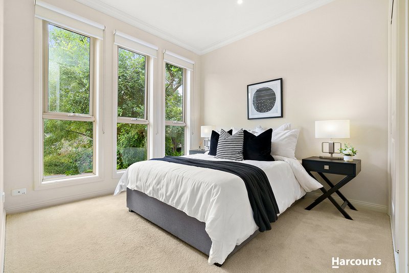 Photo - 62C Pepperell Avenue, Glen Waverley VIC 3150 - Image 7