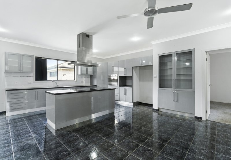 Photo - 63-65 Brolen Way, Cecil Park NSW 2178 - Image 12