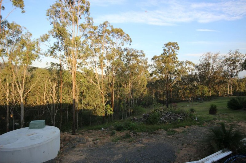 Photo - 63-65 Campbell Drive, Kooralbyn QLD 4285 - Image 12