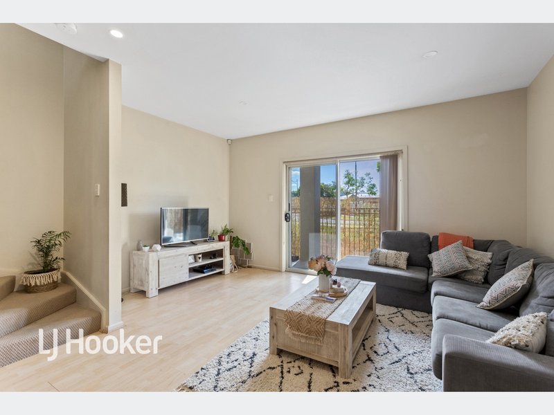 Photo - 6/3-7 Banrock Place, Mawson Lakes SA 5095 - Image 4